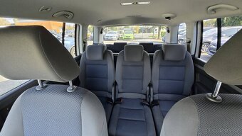 VOLKSWAGEN TOURAN 1.2TSI TRENDLINE 7MÍSTNÝ - 11