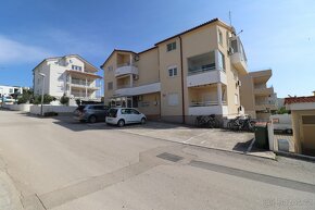 ☀Vodice(HR)-Kompletne zariadený byt s dvorom, 600 m od pláže - 11