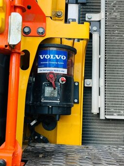 Kolové rypadlo Volvo EWR150E - 11