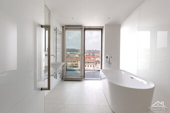 Prodej luxusního bytu 4+kk Praha Smíchov - 11