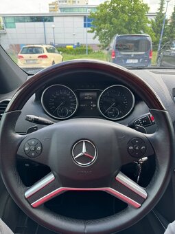 Mercedes-Benz ML 320 CDI - 11