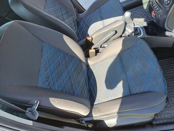 Predám Renault Clio Grandtour 1.2 benzín ,55kw rok výroby 20 - 11