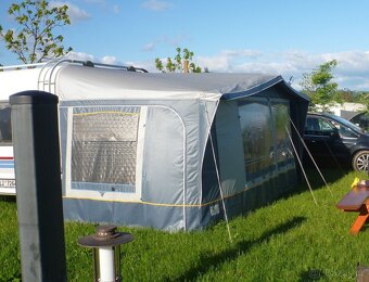 Hobby Excellent 495 UK  6 lůžek -Palandy - 11