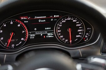 Audi RS7 4.0 V8 - 11