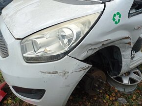 Kia Venga 1.4 CRDi na díly - 11