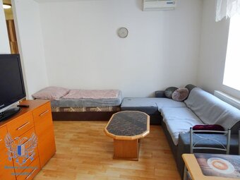 Prodej víceúčelového domu v centru Štětí - 11