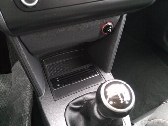 Volkswagen Touran 1.2 TSI /77 kW/ 7 Míst - 11