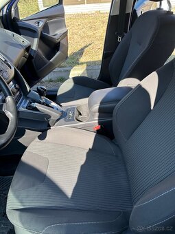 Ford Focus - 11