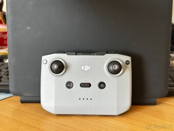 [DJI Mini 2] [Fly More Combo] kompletní sada - 11