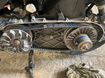 Piaggio Beverly 350i - 11