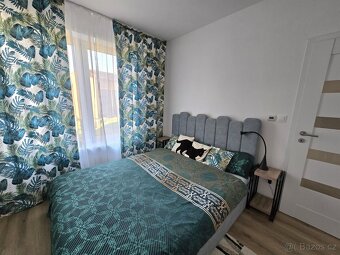 Dům 2+kk, 53 m2 / terasa, zahrada - 11