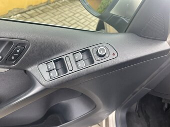 VW Tiguan LIFE 2.0TDi 103kW 4x4 DSG serviska - 11