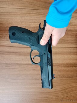 Airsoft pistole CZ SP-01 Shadow – manuální - 11