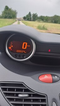 Renault Twingo 1,2i 55 kW, 2013, 100000km, klima - 11