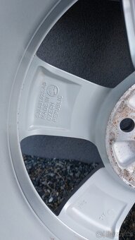 Alu kola originál Škoda Fabia III, Rapid 5x100 R15 - 11