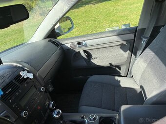 Tuareg  2,5 TDI 128kw - 11