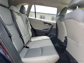 2023 TOYOTA RAV4 XLE PREMIUM - 11