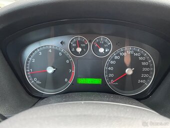 Ford Focus 1.6 benzin - 11