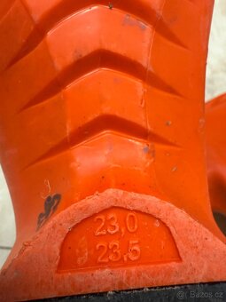 Dětské lyže a boty - 11