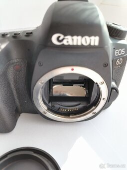 Fotoaparát Canon 6D Mark II, 20000 expozic - jako nový - 11