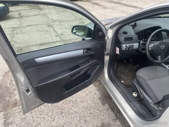 Opel Astra H 1.7 2006 - 11