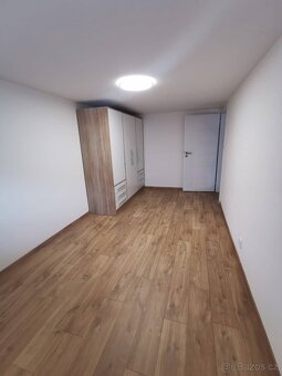 Pronajmu lofotvý byt 4+kk 75m2, Malenovice - 11
