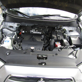Mitsubishi ASX 1,6i MIVEC 86kw, EDITION, Najeto 76 295km - 11