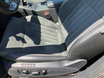 ŠKODA SUPERB 2,0TDI STYLE LED KŮŽE MANUÁL - 11