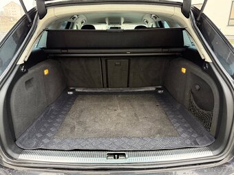 Audi A4 B8 Avant 2.0 TDi • S-line • Model 2010 • 2 x klíč • - 11