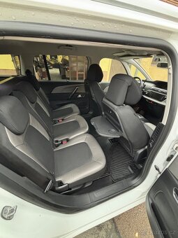 Citroen C4 Grand Picasso - 11