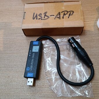 DMX ovladače a DMX spliter - 11