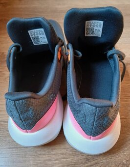 Dámské boty Adidas - 11