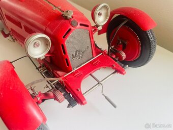 Alfa Romeo 8C 2300 Monza Pocher 1:8 - 11