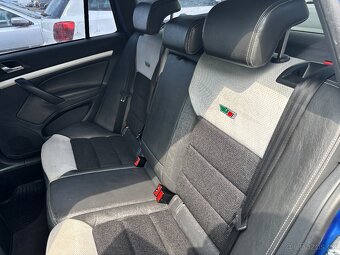 Škoda Octavia 2.0TFSI RS - 11