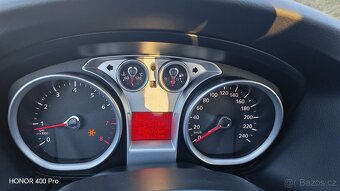 Ford Focus combi 1.6 i 2009 - 11