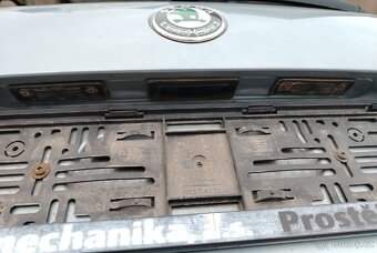5dveře / kufr Škoda Octavia 2 kombi - 11