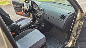 Škoda Fabia 1.2htp 12V - 11
