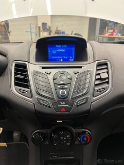 Ford Fiesta 1.5 TDCI 70 kW - 11