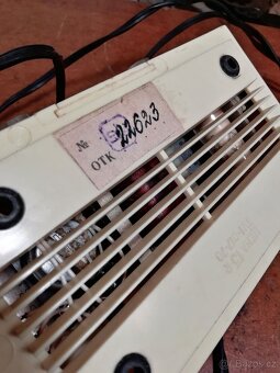 Funkční spínací hodiny KONTRAST, rok 1972 - 11
