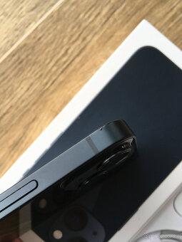 Apple iPhone 13 mini 128GB černý - 11