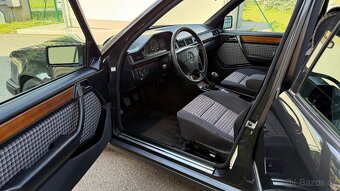 Prodám Mercedes w124 SPORT LINE - 11