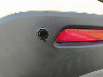 Suzuki Vitara 1.6 VVT, kamera, navi, SMART - 11