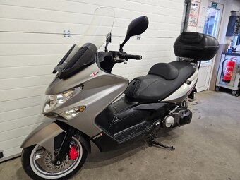 Kymco Xciting 500i R - 11