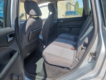 Ford Focus C-Max - 11