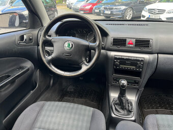 ŠKODA OCTAVIA  1,6 i  75 Kw  TOUR ,TAŽNÉ  - 11