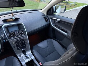 Volvo XC60 2.4D D5 163ps • Automatic • AWD 4x4 • Momentum • - 11