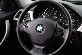 BMW rad 3 Touring 320d AT/8 - 11