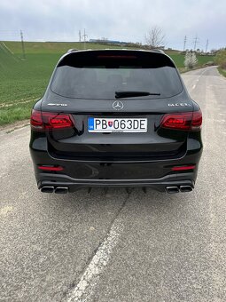 Mercedes GLC 63 AMG  V8 Biturbo - 11