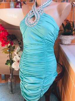 spolecenske#tyrkysove# hostnasvatbe#bodycon#krajkove #odhale - 11