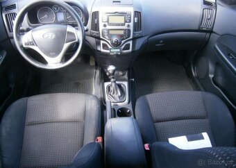 Hyundai i30 1.4i 80kw,CZ benzín manuál 80 kw - 11